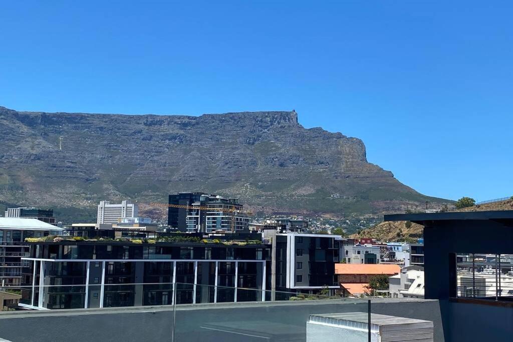 Modern Apartment In The Docklands, De Waterkant, Cape Town Stunning Views, Gorgeous Pool Deck ภายนอก รูปภาพ