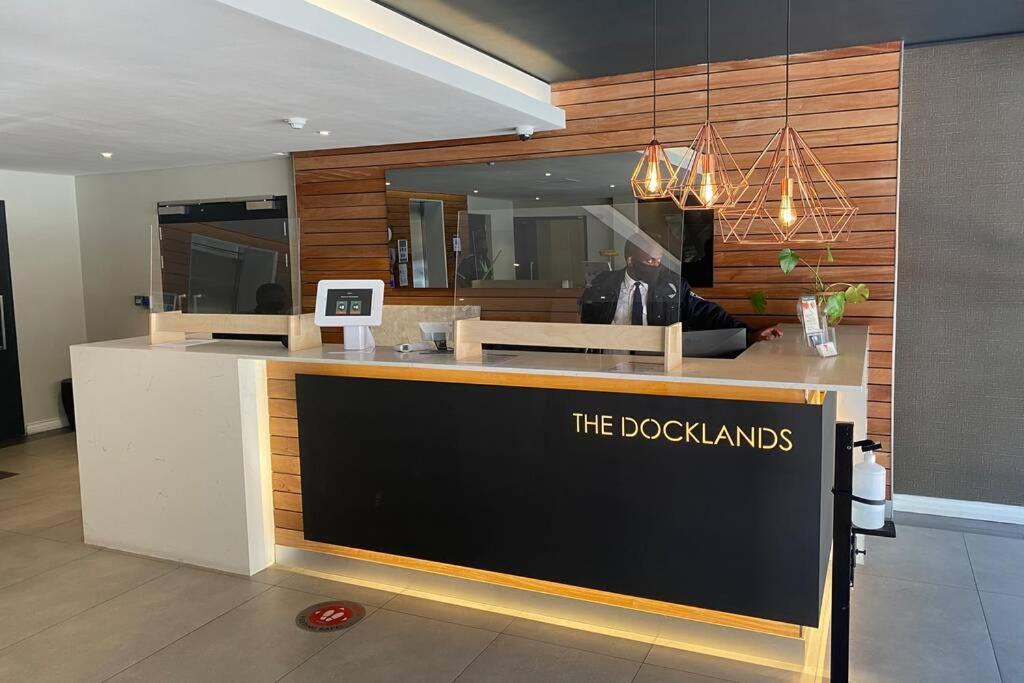 Modern Apartment In The Docklands, De Waterkant, Cape Town Stunning Views, Gorgeous Pool Deck ภายนอก รูปภาพ