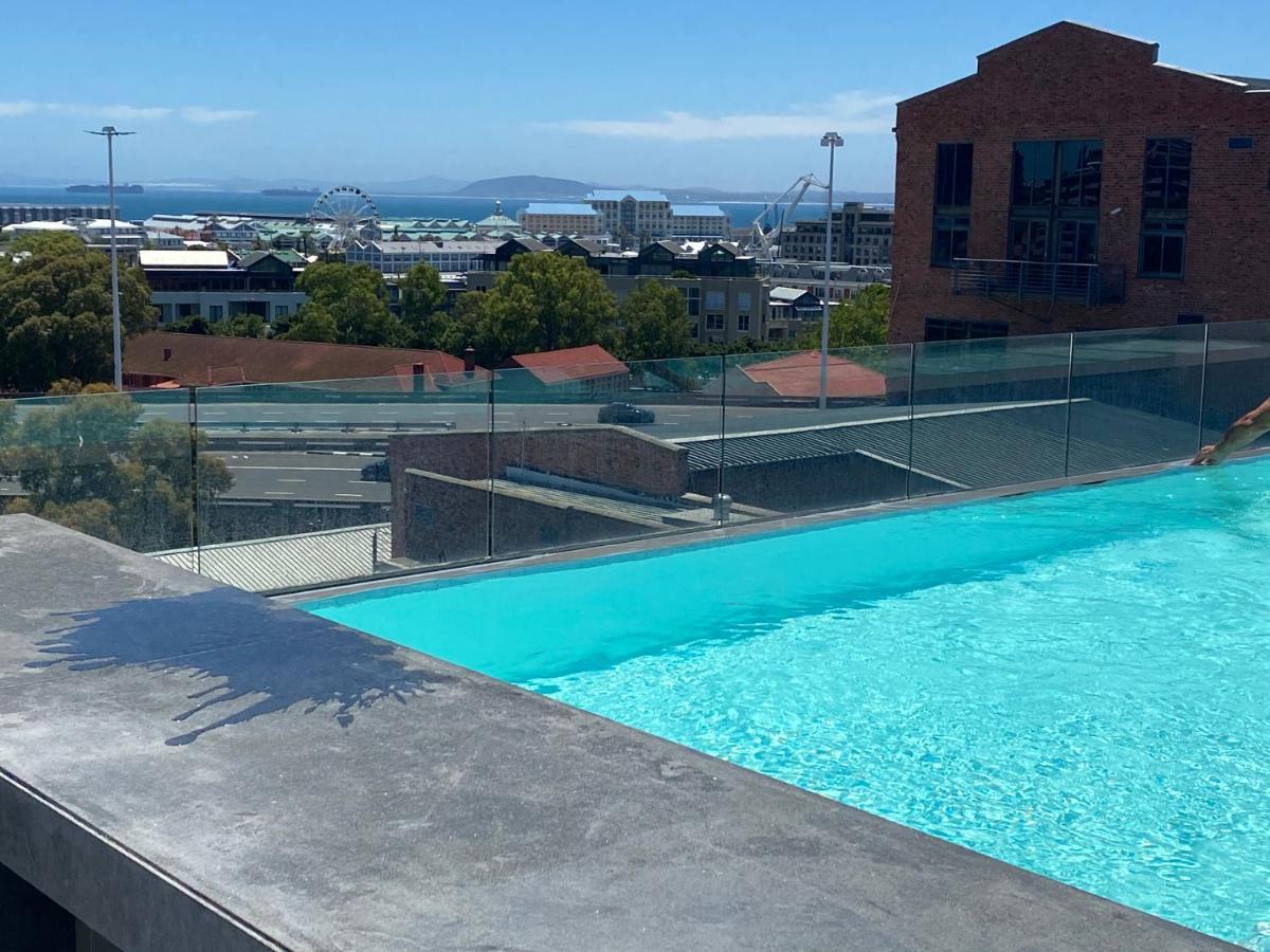 Modern Apartment In The Docklands, De Waterkant, Cape Town Stunning Views, Gorgeous Pool Deck ภายนอก รูปภาพ